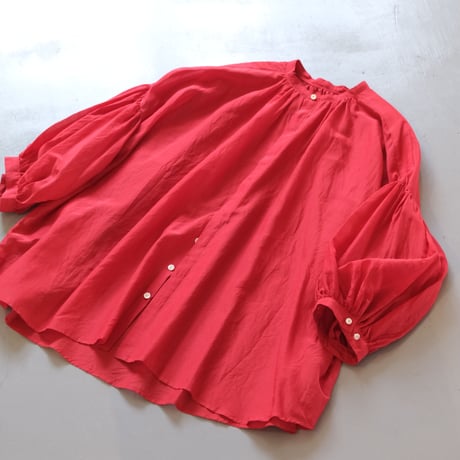 suzuki takayuki　puff-sleeve blouse　dawn red　S231-08