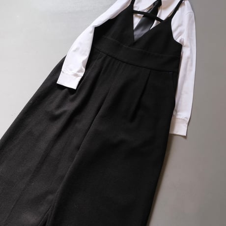 Thomas magpie overall