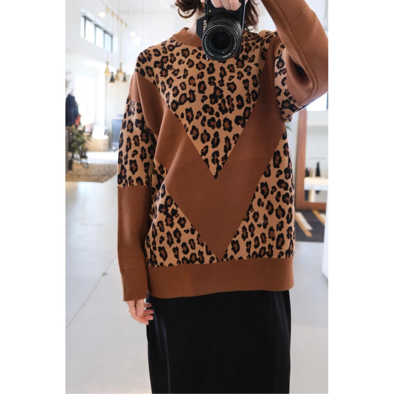 Thomas magpie reopard crewneck kint | geep