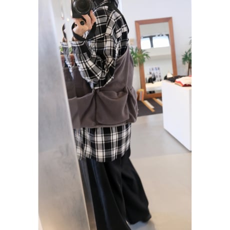 M53. FLEECE FIELD VEST