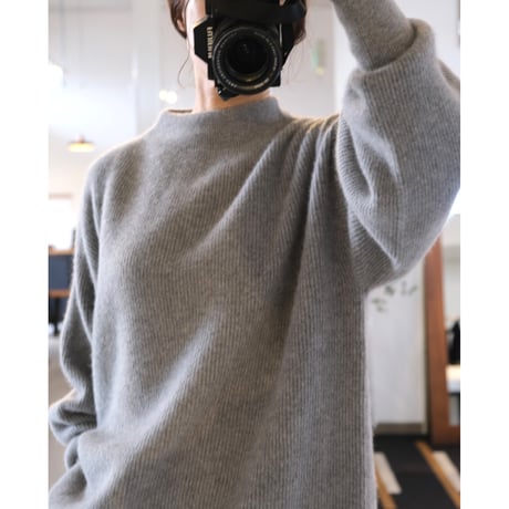 BATONER Woman CASHMERE FOX BOAT NECK FINGERHALL GRAY