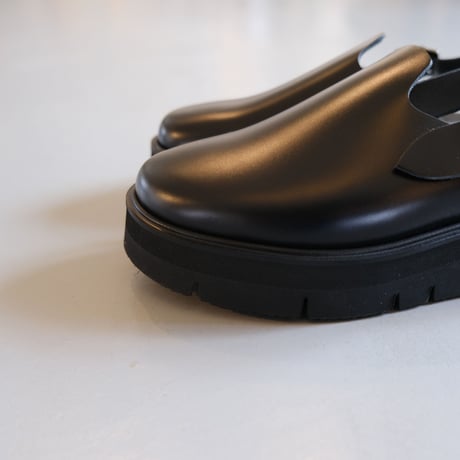 BEAUTIFUL SHOES　S.S. SANDALS（GLOXI　CUT　THICK　SOLE）