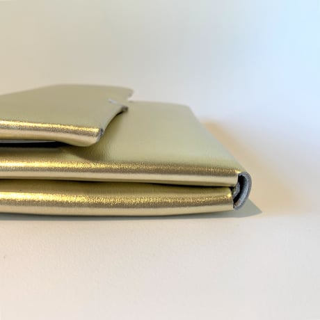 SEAMLESS SHOULDER CASE   S　/　SILVER