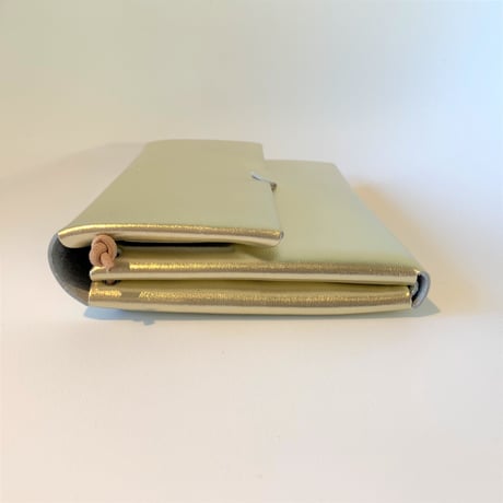 SEAMLESS SHOULDER CASE   S　/　SILVER