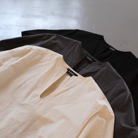 SINME　Uネックトップス　S23SS-11