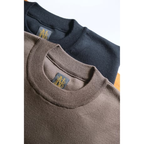 BATONER Women  32G SMOOTH WOOL CREW NECK