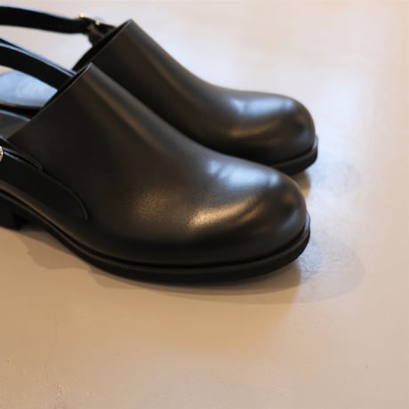 BEAUTIFUL SHOES   singlebelt clogs 　 BSS1912004