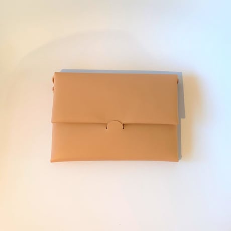 SEAMLESS SHOULDER CASE　S　/　NUDE