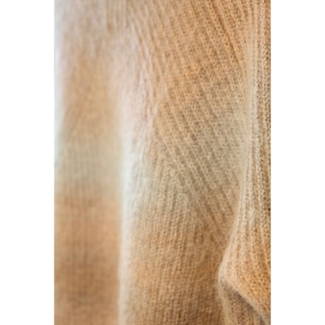 BATONER  WOMAN  MOHAIR KASURI DYE SIGNATURE CREW NECK