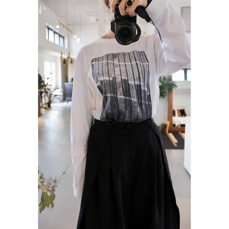 NAKAGAMI グラフィックTシャツ white