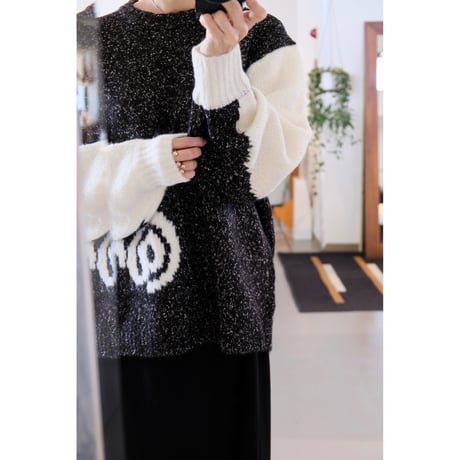 Thomas magpie   knit “WH@T”