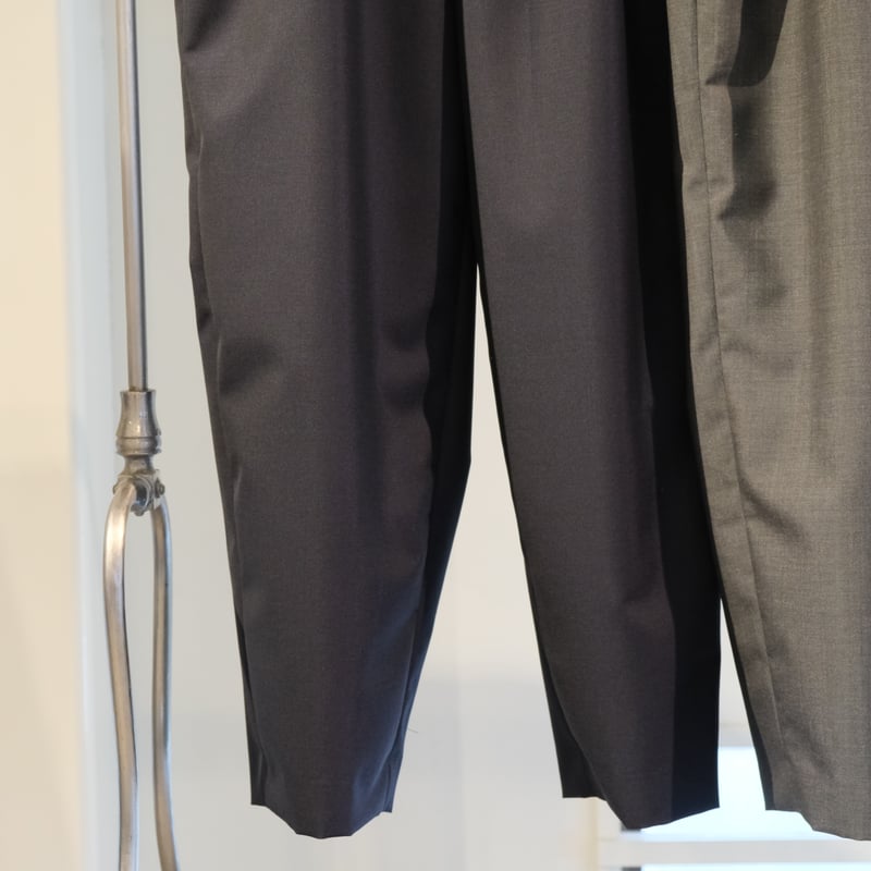 バトナー　SUMMER MOHAIR 2TUCK SHORT PANTS BATONER Men SUMMER MOHAIR 2TUCK PANTS BN-24SM-0