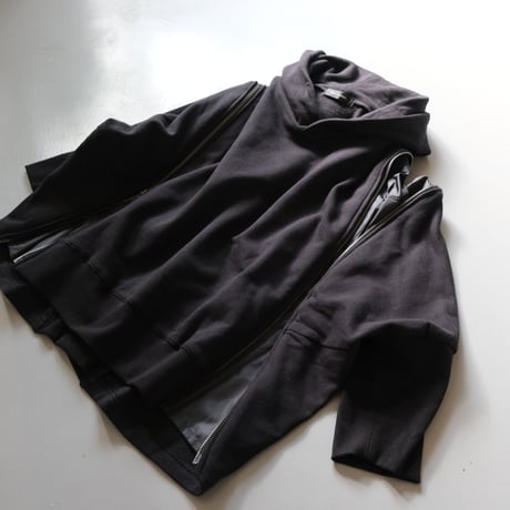 NAKAGAMI　ナカガミ　2WAYデザインパーカー　M0121A0037 　BLACK