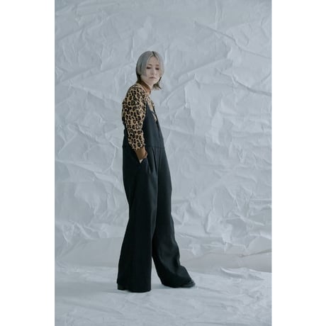 Thomas magpie overall