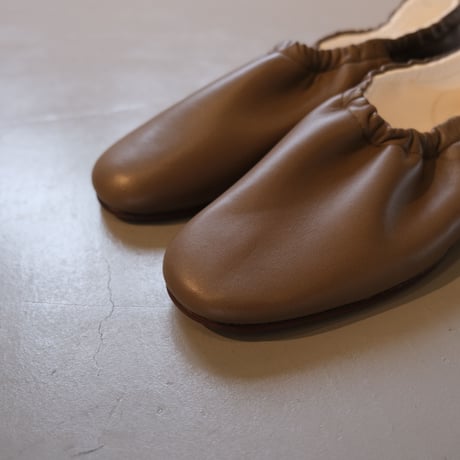 BEAUTIFUL SHOES　BALLETSHOES　BSS1712012　KAHKI BROWN