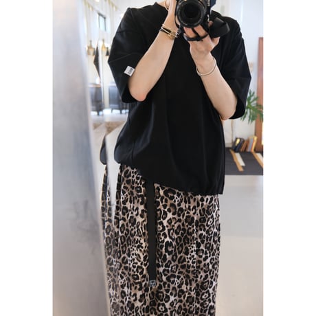 M53. BELTED LEOPARD SKIRT