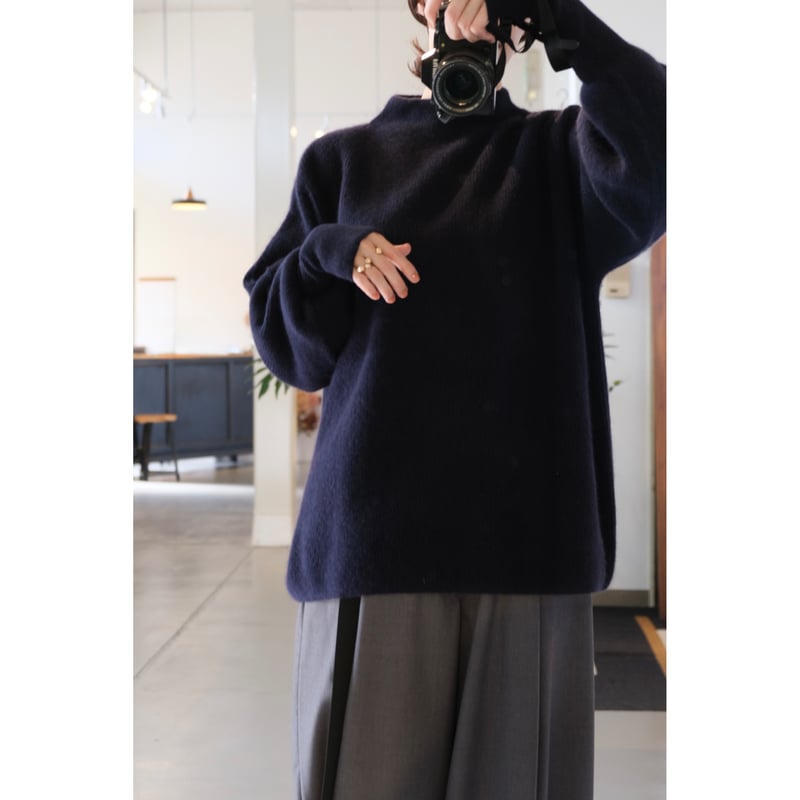 BATONER Woman CASHMERE FOX BOAT NECK FINGERHALL