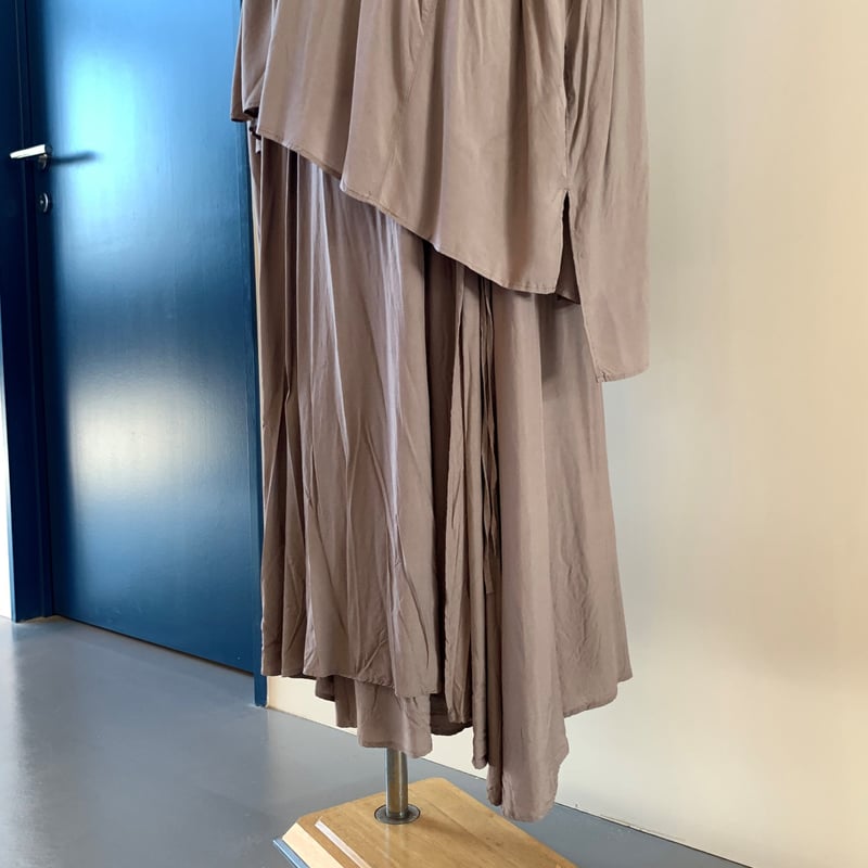 suzuki takayuki long skirt gray A211-22 | suzuki takayuki long skirt gray A211-22 |