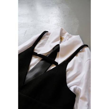 Thomas magpie overall