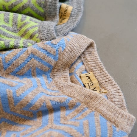 Thomas magpie    knit  “四方八方”