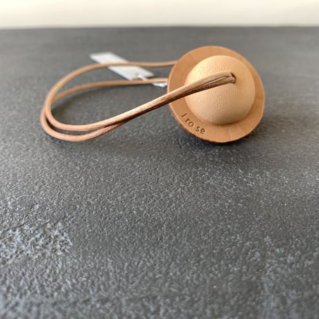 planet reel key holder　/　nude