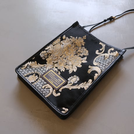 intoxic.　DAMASK JACQUARD CROSS CARRY　　DA-002
