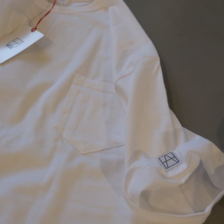 M53.    C NECK  T      back print