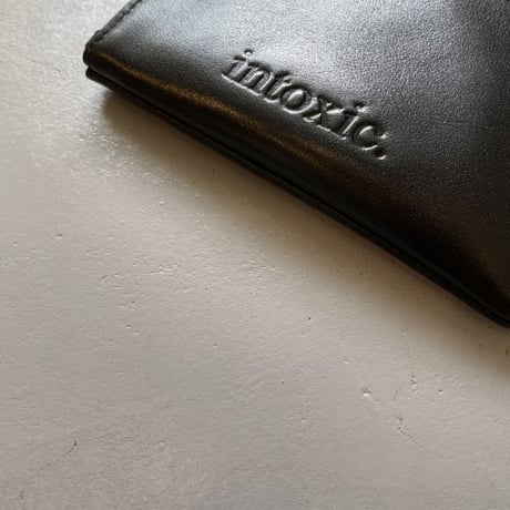 intoxic　イントキシック　L-zipper multi case　LT-008B