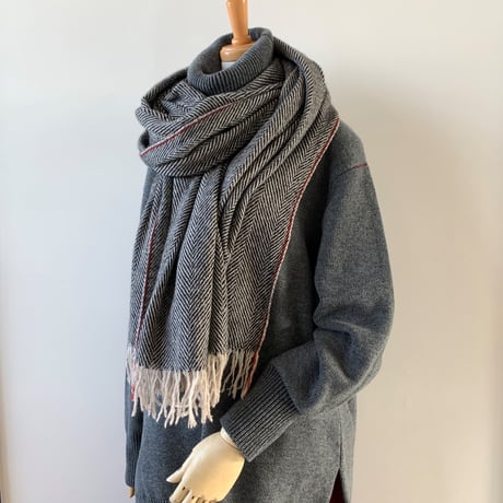 suzuki takayuki   herring-bone shawl   black　215-01