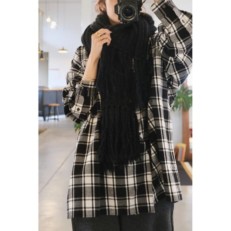BATONER   FRINGE MUFFLER LONG