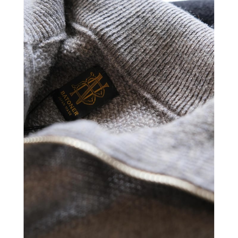 BATONER Men BACKLOOP CAMEL HALF ZIP | geep