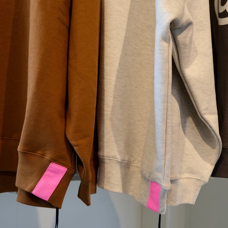 【美品】THOMAS MAGPIE スウェット　オーバーサイズ　くすみカラー 美品】THOMAS MAGPIE スウェット オーバーサイズ くすみカラー