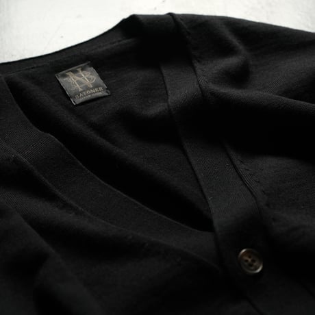BATONER　Unisex 　SUPERIOR MERINO 　V-NECK CARDIGAN　BN-21FU-005