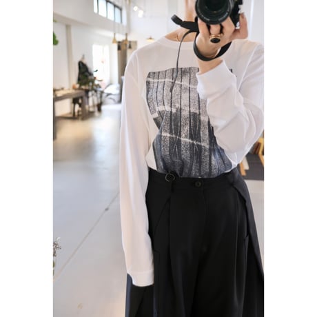 NAKAGAMI グラフィックTシャツ white