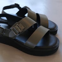 BEAUTIFUL SHOES｜ S.S.BELT SANDALS ｜ GLOXI CUT SOLE ｜ KHAKI