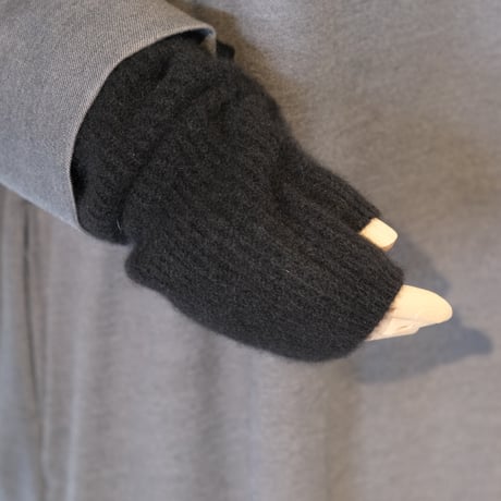 BATONER　Goods CASHMERE FOX LONG HAND WARMER　 BN-23FI-006