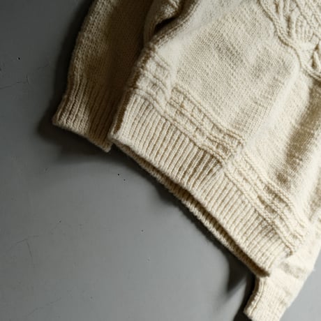 BATONER　Men SPREAD ALAN CREW NECK 　IVORY　BN-21FM-054