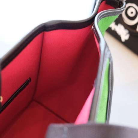intoxic　LIMITED EDITION LADY 4HANDLES　UB-150