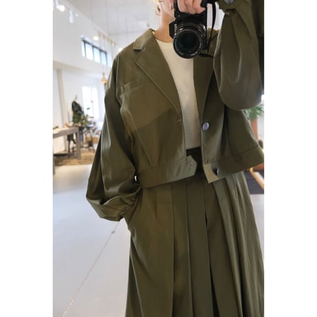 M53.    SHORT JACKET
