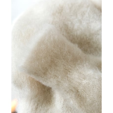 BATONER Women  PURE MOHAIR SHAGGY CREW NECK
