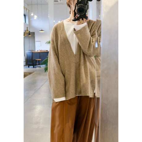 M53. V-NECK PULLOVER HERRINGBONE