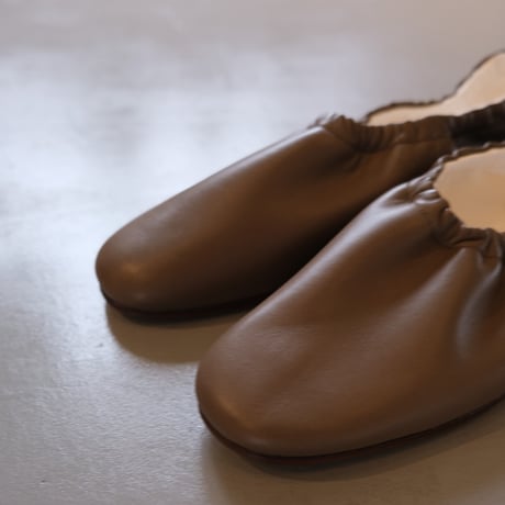 BEAUTIFUL SHOES　BALLETSHOES　BSS1712012　KAHKI BROWN