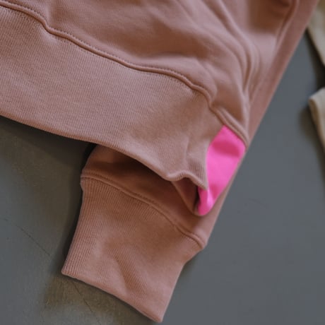 THOMAS MAGPIE　mini crew neck sweat shut the hell up. blah. blah. blah.【2223813】