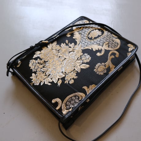 intoxic.　DAMASK JACQUARD CROSS CARRY　　DA-002