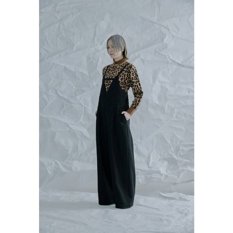 Thomas magpie overall