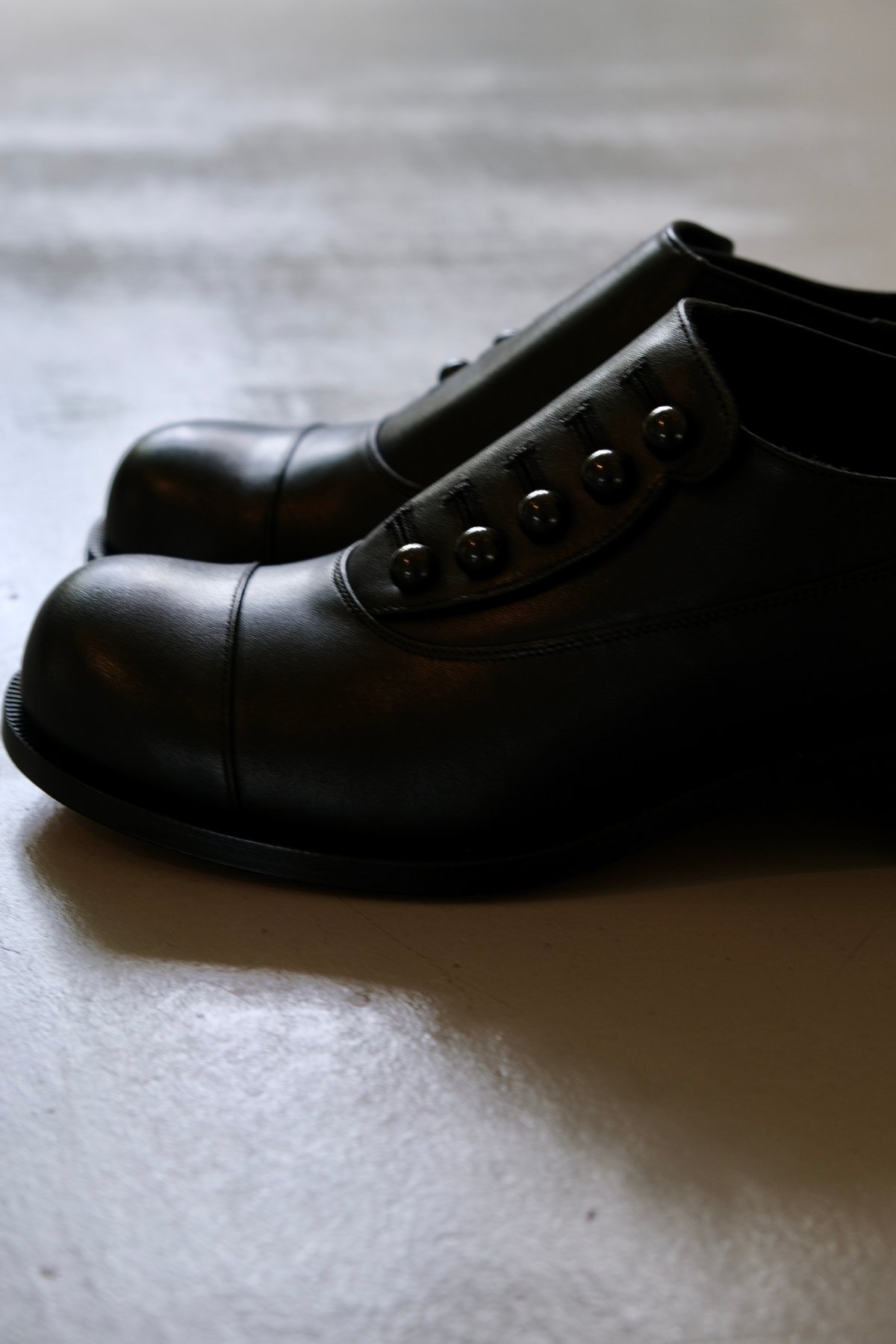 ⭐︎美品⭐︎BEAUTIFUL SHOES BUTTONED SHOES ブラック 【公式通販】