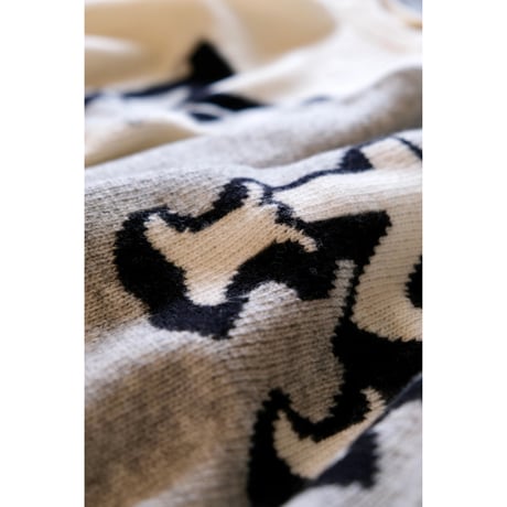 Thomas magpie   knit “M”