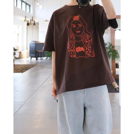 M53. KATE T-SHIRT