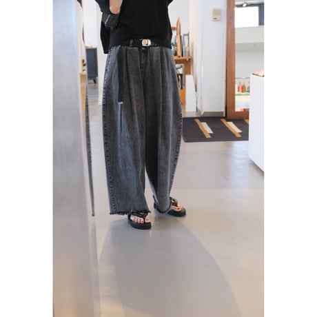 M53. BELTED DENIM PANTS  MP-016