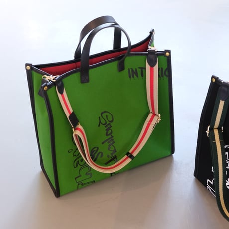 intoxic　LIMITED EDITION MEN BOOK TOTE　UB-149